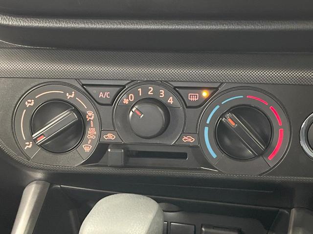 ライズ X ディスプレイオーディオ バックカメラ 衝突被害軽減システム 禁煙車 コーナーセンサー スマートキー LEDヘッド ビルトインETC オートライト Bluetooth CD DVD再生(27枚目)