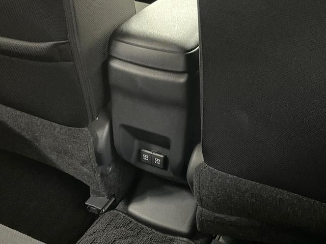 ライズ X ディスプレイオーディオ バックカメラ 衝突被害軽減システム 禁煙車 コーナーセンサー スマートキー LEDヘッド ビルトインETC オートライト Bluetooth CD DVD再生(41枚目)