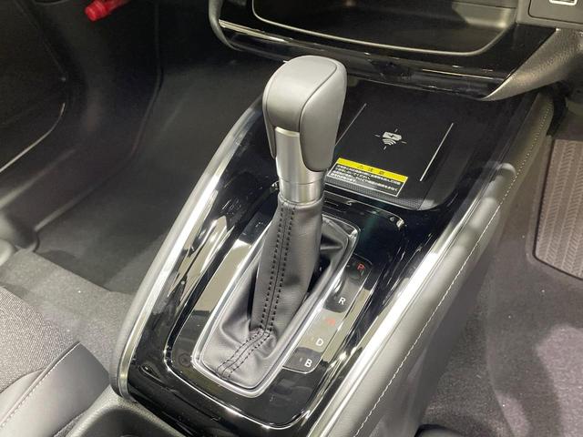 ヴェゼル e:HEV Z 純正9型ナビ 全周囲カメラ ブラインドスポットモニター レーダークルーズ ETC Bluetooth フルセグTV 衝突軽減装置 LEDヘッド 置くだけ充電 パドルシフト 電動リアゲート(25枚目)