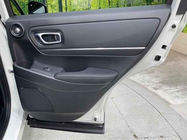 ヴェゼル e:HEV Z 純正9型ナビ 全周囲カメラ ブラインドスポットモニター レーダークルーズ ETC Bluetooth フルセグTV 衝突軽減装置 LEDヘッド 置くだけ充電 パドルシフト 電動リアゲート(51枚目)