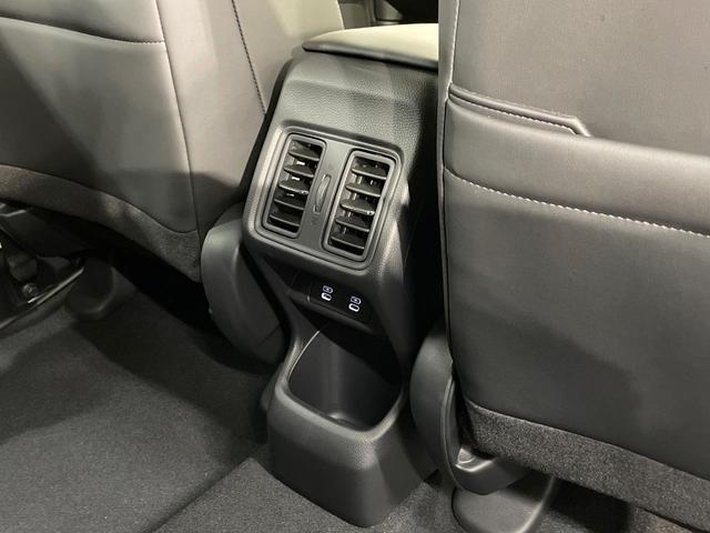 ヴェゼル e:HEV Z 純正9型ナビ 全周囲カメラ ブラインドスポットモニター レーダークルーズ ETC Bluetooth フルセグTV 衝突軽減装置 LEDヘッド 置くだけ充電 パドルシフト 電動リアゲート(56枚目)