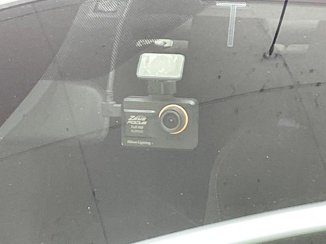 C-HR S SDナビ バックカメラ 衝突軽減 レーダークルーズ Bluetooth 禁煙車 ドラレコ スマートキー ETC オートハイビーム オートライト デュアルエアコン オートホールド(6枚目)