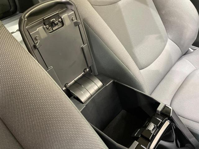 カローラツーリング ハイブリッド S 純正DA バックカメラ 衝突軽減 レーダークルーズ 禁煙車 ドラレコ コーナーセンサー スマートキー LEDヘッド LEDフォグ ビルトインETC オートライト オートエアコン Bluetooth(35枚目)