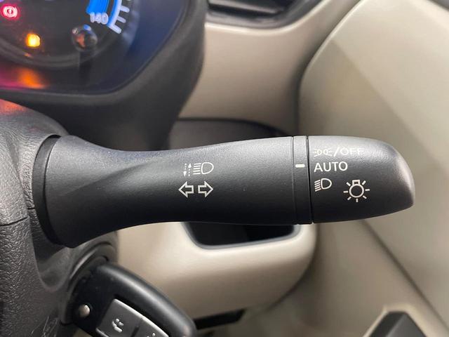 ルークス S CDオーディオ 衝突軽減 禁煙車 コーナーセンサー キーレス シートリフター 車線逸脱警報機能 ハイビームアシスト ヘッドライトレベライザー オートライト パワーステアリング パワーウィンドウ(27枚目)