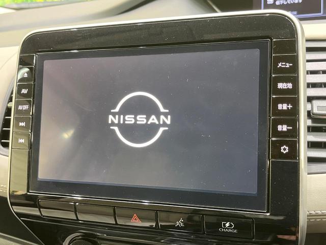 セレナ ｅ－パワー　ハイウェイスターＶ　両側電動ドア　純正１０型ナビ　後席モニター　バックカメラ　衝突軽減　プロパイロット　禁煙車　ドラレコ　コーナーセンサー　スマートキー　ＬＥＤヘッド　ＬＥＤフォグ　ビルトインＥＴＣ　オートハイビーム（3枚目）