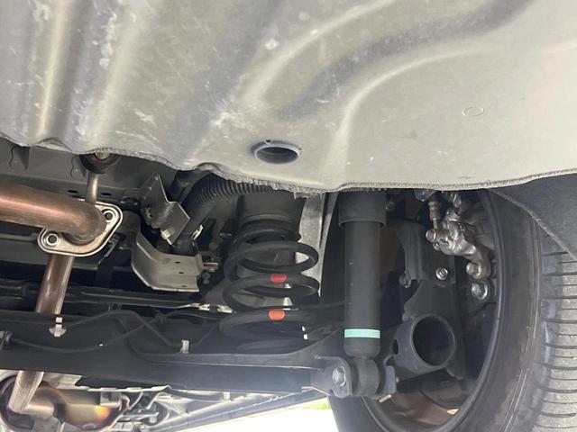 セレナ ｅ－パワー　ハイウェイスターＶ　両側電動ドア　純正１０型ナビ　後席モニター　バックカメラ　衝突軽減　プロパイロット　禁煙車　ドラレコ　コーナーセンサー　スマートキー　ＬＥＤヘッド　ＬＥＤフォグ　ビルトインＥＴＣ　オートハイビーム（21枚目）