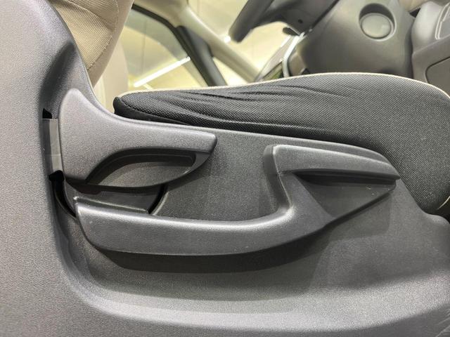 セレナ ｅ－パワー　ハイウェイスターＶ　両側電動ドア　純正１０型ナビ　後席モニター　バックカメラ　衝突軽減　プロパイロット　禁煙車　ドラレコ　コーナーセンサー　スマートキー　ＬＥＤヘッド　ＬＥＤフォグ　ビルトインＥＴＣ　オートハイビーム（44枚目）