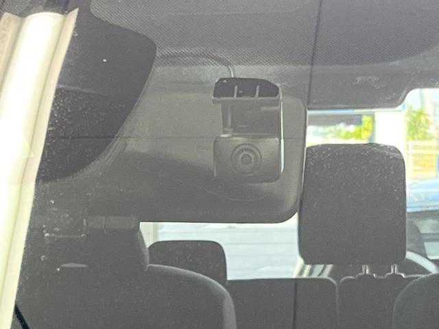 セレナ ｅ－パワー　ハイウェイスターＶ　両側電動スライド　純正１０型ナビ　全周囲カメラ　衝突軽減　プロパイロット　禁煙車　ドラレコ　コーナーセンサー　スマートキー　ＬＥＤヘッド　ＬＥＤフォグ　ビルトインＥＴＣ　オートライト　オートエアコン（31枚目）