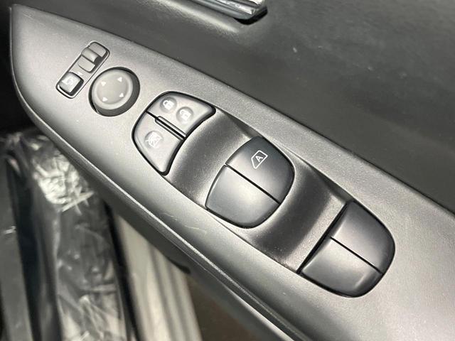 セレナ ｅ－パワー　ハイウェイスターＶ　両側電動スライド　純正１０型ナビ　全周囲カメラ　衝突軽減　プロパイロット　禁煙車　ドラレコ　コーナーセンサー　スマートキー　ＬＥＤヘッド　ＬＥＤフォグ　ビルトインＥＴＣ　オートライト　オートエアコン（38枚目）