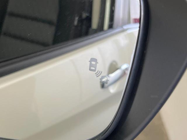 セレナ ｅ－パワー　ハイウェイスターＶ　両側電動スライド　純正１０型ナビ　全周囲カメラ　衝突軽減　プロパイロット　禁煙車　ドラレコ　コーナーセンサー　スマートキー　ＬＥＤヘッド　ＬＥＤフォグ　ビルトインＥＴＣ　オートライト　オートエアコン（41枚目）