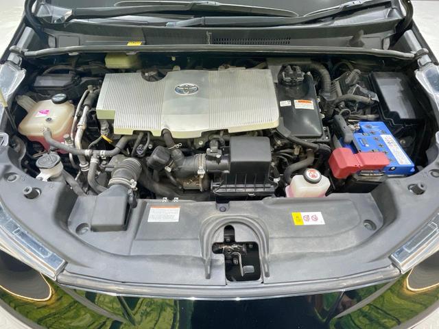 プリウス Ａツーリングセレクション　ＢＩＧＸ９型ナビ　バックカメラ　衝突軽減　レーダークルーズ　禁煙車　ハーフレザーシート　コーナーセンサー　スマートキー　シートヒーター　ＬＥＤヘッド　ビルトインＥＴＣ　オートハイビーム　オートライト（18枚目）