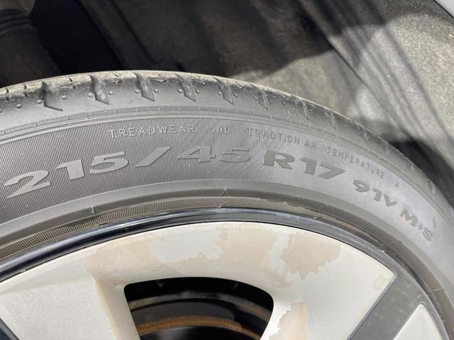 プリウス Ａツーリングセレクション　ＢＩＧＸ９型ナビ　バックカメラ　衝突軽減　レーダークルーズ　禁煙車　ハーフレザーシート　コーナーセンサー　スマートキー　シートヒーター　ＬＥＤヘッド　ビルトインＥＴＣ　オートハイビーム　オートライト（61枚目）