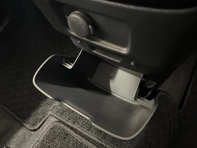 ソリオバンディット ハイブリッドＭＶ　両側電動スライド　ＳＤナビ　バックカメラ　衝突軽減　禁煙車　シートヒーター　ドラレコ　スマートキー　ＬＥＤヘッドライト　ビルトインＥＴＣ　クルコン　オートライト　オートエアコン　アイドリングストップ（41枚目）