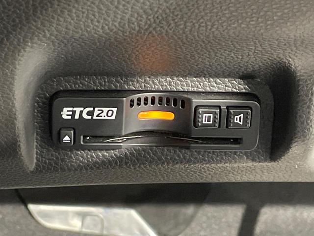 ヴェゼル e:HEV Z 純正9型ナビ 衝突軽減装置 LEDヘッド アダプティブクルーズ ETC バックカメラ Bluetooth ドラレコ シートヒーター オートエアコン 電動パーキング オートホールド シートリフター(5枚目)