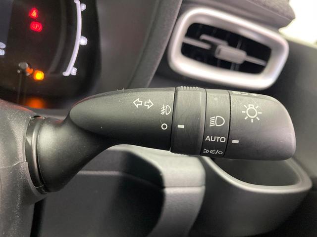 シエンタ ハイブリッドZ 純正10型DA フルエアロ 全周囲カメラ 100V電源 レーダークルーズ 禁煙車 コーナーセンサー スマートキー LEDヘッド ETC2.0 オートハイビーム 車線逸脱警報 オートライト(28枚目)