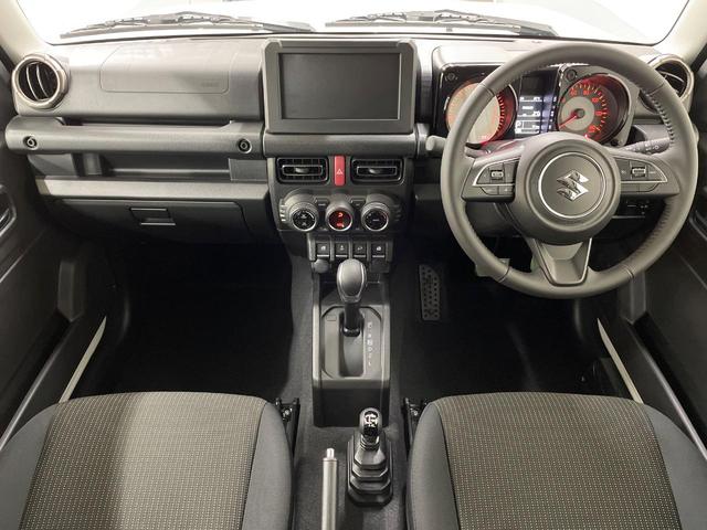 ジムニー ＸＣ　届出済未使用車　衝突軽減装置　クルーズコントロール　ＬＥＤヘッド　オートエアコン　スマートキー　プッシュスタート　純正１６インチアルミホイール　オートライト　アイドリングストップ　電動格納ドアミラー（2枚目）