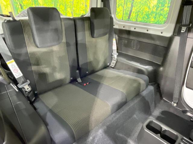 ジムニー ＸＣ　届出済未使用車　衝突軽減装置　クルーズコントロール　ＬＥＤヘッド　オートエアコン　スマートキー　プッシュスタート　純正１６インチアルミホイール　オートライト　アイドリングストップ　電動格納ドアミラー（9枚目）