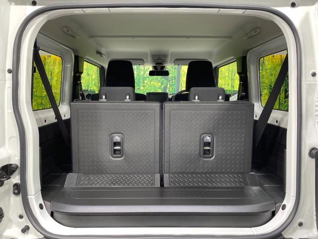 ジムニー ＸＣ　届出済未使用車　衝突軽減装置　クルーズコントロール　ＬＥＤヘッド　オートエアコン　スマートキー　プッシュスタート　純正１６インチアルミホイール　オートライト　アイドリングストップ　電動格納ドアミラー（10枚目）