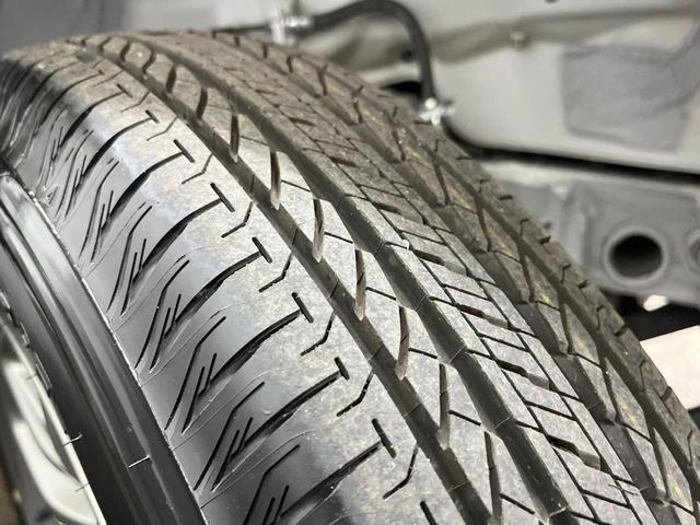 ジムニー ＸＣ　届出済未使用車　衝突軽減装置　クルーズコントロール　ＬＥＤヘッド　オートエアコン　スマートキー　プッシュスタート　純正１６インチアルミホイール　オートライト　アイドリングストップ　電動格納ドアミラー（37枚目）