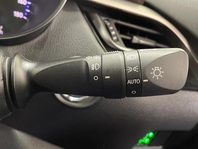 C-HR G LEDエディション 純正9型ナビ バックカメラ 衝突被害軽減システム 禁煙車 ハーフレザーシート コーナーセンサー スマートキー LEDヘッド ビルトインETC クルコン オートハイビーム オートライト オートエアコン(29枚目)