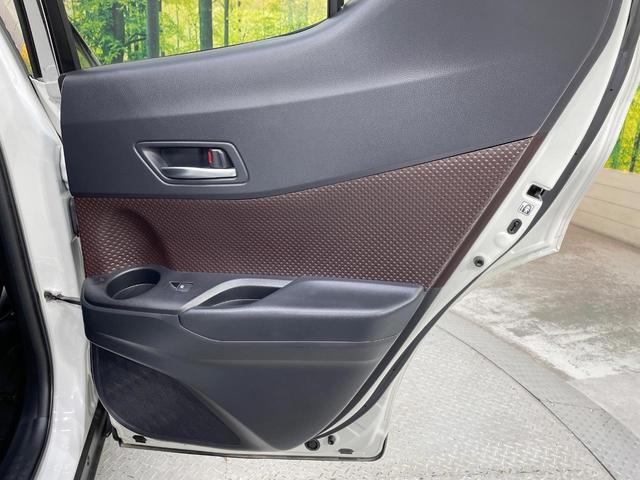 C-HR G LEDエディション 純正9型ナビ バックカメラ 衝突被害軽減システム 禁煙車 ハーフレザーシート コーナーセンサー スマートキー LEDヘッド ビルトインETC クルコン オートハイビーム オートライト オートエアコン(50枚目)