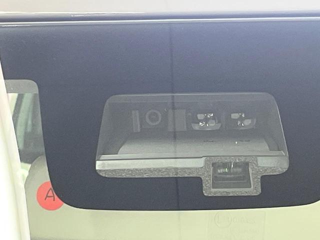 ジムニー ＸＣ　４ＷＤ　ターボ　届出済未使用車　衝突被害軽減システム　コーナーセンサー　スマートキー　ＬＥＤヘッド　クルコン　オートハイビーム　車線逸脱警報　オートライト　オートエアコン　純正１５インチアルミ（7枚目）