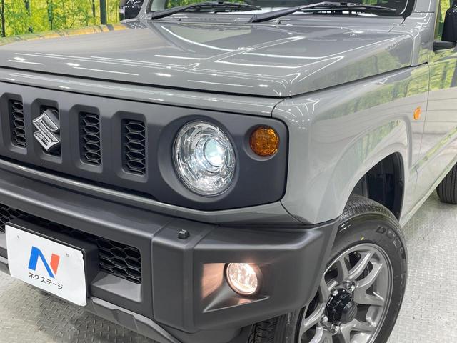 ジムニー ＸＣ　４ＷＤ　ターボ　届出済未使用車　衝突被害軽減システム　コーナーセンサー　スマートキー　ＬＥＤヘッド　クルコン　オートハイビーム　車線逸脱警報　オートライト　オートエアコン　純正１５インチアルミ（12枚目）