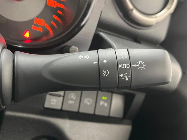 ジムニー ＸＣ　４ＷＤ　ターボ　届出済未使用車　衝突被害軽減システム　コーナーセンサー　スマートキー　ＬＥＤヘッド　クルコン　オートハイビーム　車線逸脱警報　オートライト　オートエアコン　純正１５インチアルミ（28枚目）