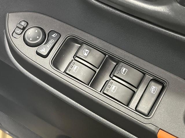 タント ファンクロス 純正ディスプレイオーディオ 両側電動ドア バックカメラ 禁煙車 コーナーセンサー スマートキー LEDヘッド オートハイビーム オートライト オートエアコン 純正15インチアルミ Bluetooth(31枚目)