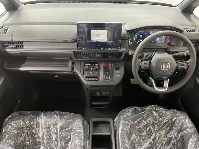 ステップワゴン e:HEVスパーダ 純正11.4型ナビ Bカメ 登録済未使用車 両側電動ドア レーダークルーズ 電動リアゲート コーナーセンサー スマートキー LEDヘッド オートハイビーム 車線逸脱警報(2枚目)