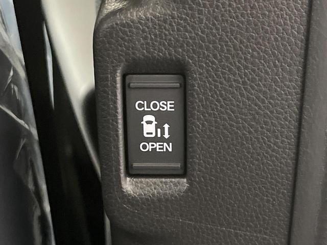 ステップワゴン e:HEVスパーダ 純正11.4型ナビ Bカメ 登録済未使用車 両側電動ドア レーダークルーズ 電動リアゲート コーナーセンサー スマートキー LEDヘッド オートハイビーム 車線逸脱警報(50枚目)