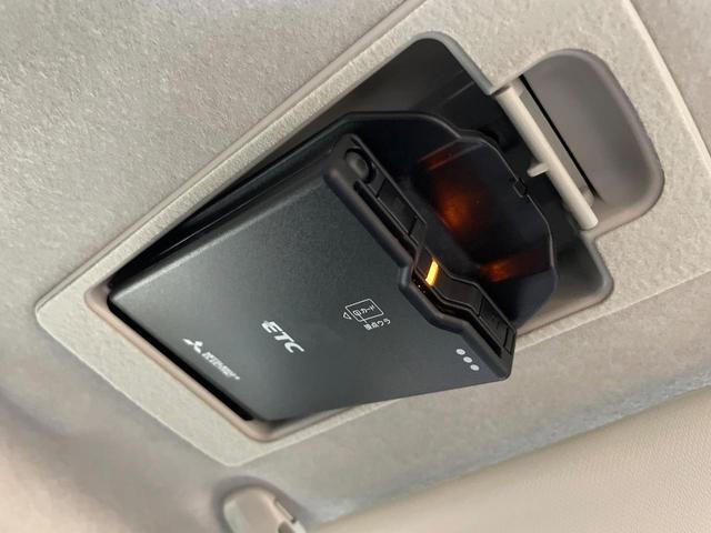 MAZDA2 15S ブラックトーンエディション 純正SDナビ バックカメラ 衝突軽減 レーダークルーズ 禁煙車 ドラレコ パドルシフト コーナーセンサー スマートキー LEDヘッドライト ビルトインETC オートライト オートエアコン 純正アルミ(5枚目)