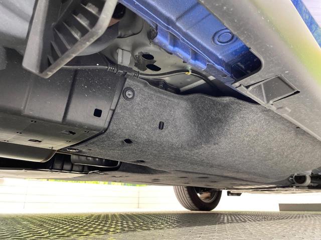 ZR-V X 純正8型ナビ バックカメラ 衝突軽減装置 ETC レーダークルーズ 禁煙車 電動リアゲート コーナーセンサー スマートキー LEDヘッド 純正18インチアルミ オートハイビーム 車線逸脱警報(21枚目)