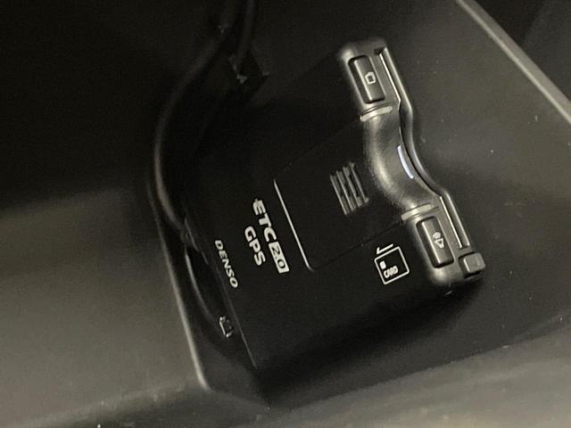 ZR-V X 純正8型ナビ バックカメラ 衝突軽減装置 ETC レーダークルーズ 禁煙車 電動リアゲート コーナーセンサー スマートキー LEDヘッド 純正18インチアルミ オートハイビーム 車線逸脱警報(36枚目)