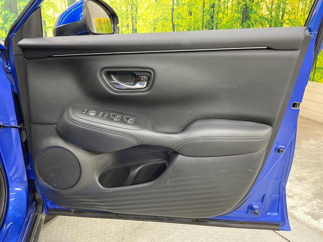 ZR-V X 純正8型ナビ バックカメラ 衝突軽減装置 ETC レーダークルーズ 禁煙車 電動リアゲート コーナーセンサー スマートキー LEDヘッド 純正18インチアルミ オートハイビーム 車線逸脱警報(51枚目)