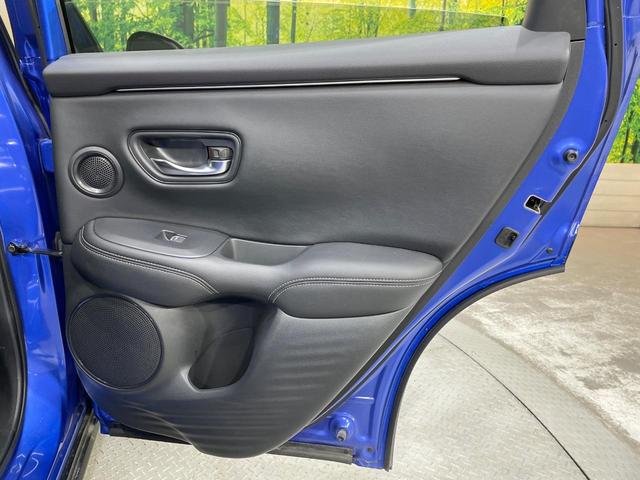 ZR-V X 純正8型ナビ バックカメラ 衝突軽減装置 ETC レーダークルーズ 禁煙車 電動リアゲート コーナーセンサー スマートキー LEDヘッド 純正18インチアルミ オートハイビーム 車線逸脱警報(52枚目)