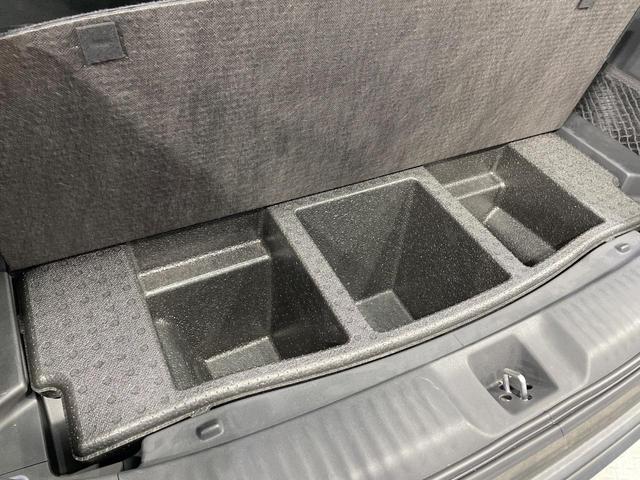 ZR-V X 純正8型ナビ バックカメラ 衝突軽減装置 ETC レーダークルーズ 禁煙車 電動リアゲート コーナーセンサー スマートキー LEDヘッド 純正18インチアルミ オートハイビーム 車線逸脱警報(64枚目)