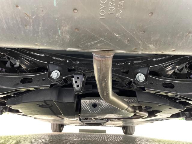 プリウス Ｘ　純正８型ディスプレイ　衝突軽減装置　ブラインドスポットモニター　レーダークルーズ　ＬＥＤヘッド　バックカメラ　ＥＴＣ　ドラレコ　Ｂｌｕｅｔｏｏｔｈ　オートエアコン　スマートキー　プッシュスタート（19枚目）