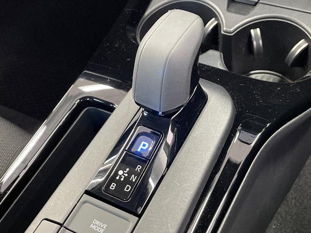 プリウス Ｘ　純正８型ディスプレイ　衝突軽減装置　ブラインドスポットモニター　レーダークルーズ　ＬＥＤヘッド　バックカメラ　ＥＴＣ　ドラレコ　Ｂｌｕｅｔｏｏｔｈ　オートエアコン　スマートキー　プッシュスタート（24枚目）
