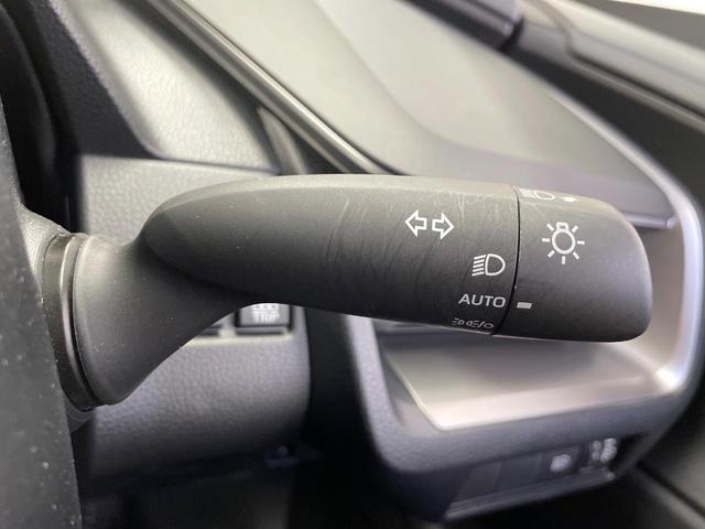 プリウス Ｘ　純正８型ディスプレイ　衝突軽減装置　ブラインドスポットモニター　レーダークルーズ　ＬＥＤヘッド　バックカメラ　ＥＴＣ　ドラレコ　Ｂｌｕｅｔｏｏｔｈ　オートエアコン　スマートキー　プッシュスタート（28枚目）