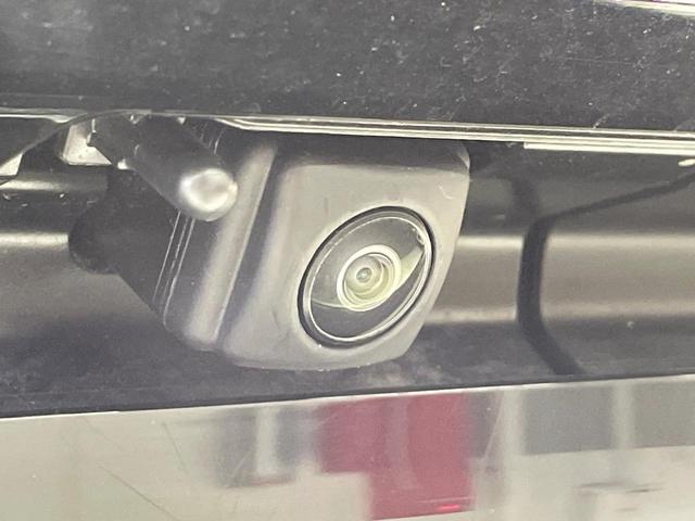 プリウス Ｘ　純正８型ディスプレイ　衝突軽減装置　ブラインドスポットモニター　レーダークルーズ　ＬＥＤヘッド　バックカメラ　ＥＴＣ　ドラレコ　Ｂｌｕｅｔｏｏｔｈ　オートエアコン　スマートキー　プッシュスタート（37枚目）