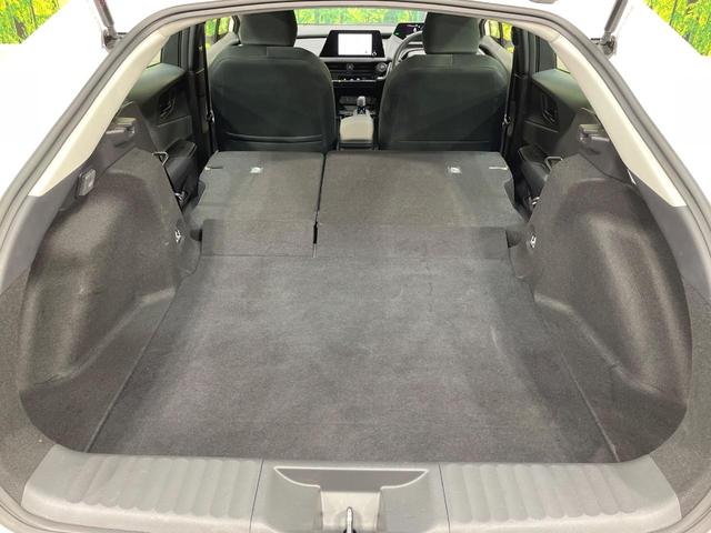 プリウス Ｘ　純正８型ディスプレイ　衝突軽減装置　ブラインドスポットモニター　レーダークルーズ　ＬＥＤヘッド　バックカメラ　ＥＴＣ　ドラレコ　Ｂｌｕｅｔｏｏｔｈ　オートエアコン　スマートキー　プッシュスタート（43枚目）