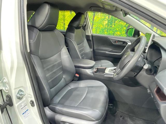 ＲＡＶ４ ハイブリッドＧ　純正９型ＤＡ　全周囲カメラ　衝突軽減装置　レーダークルーズ　ブラインドスポットモニター　シートヒーター　シートベンチレーション　パワーシート　電動リアゲート　ステアリングヒーター　ドラレコ　ＥＴＣ（8枚目）