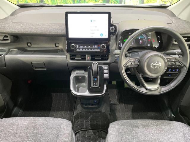 シエンタ ハイブリッドＺ　純正１０．５型ナビ　純正１５インチアルミホイール　両側電動スライドドア　衝突軽減装置　ＬＥＤヘッド　Ｂｌｕｅｔｏｏｔｈ　ＥＴＣ　バックカメラ　レーダークルーズ　１００Ｖ電源　オートエアコン（2枚目）