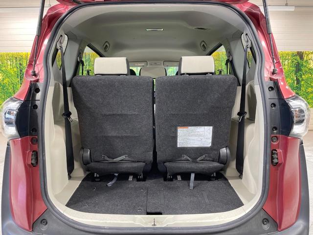 シエンタ ハイブリッドＸ　純正ナビ　衝突軽減装置　電動スライド　シートヒーター　バックカメラ　Ｂｌｕｅｔｏｏｔｈ　ＥＴＣ　ドラレコ　オートエアコン　キーレスエントリー　電動格納ドアミラー　ヘッドライトレベライザー（11枚目）