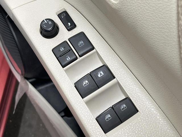 シエンタ ハイブリッドＸ　純正ナビ　衝突軽減装置　電動スライド　シートヒーター　バックカメラ　Ｂｌｕｅｔｏｏｔｈ　ＥＴＣ　ドラレコ　オートエアコン　キーレスエントリー　電動格納ドアミラー　ヘッドライトレベライザー（36枚目）