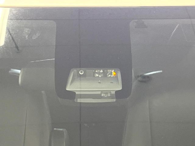 シエンタ ハイブリッドＧ　純正ナビ　両側電動スライドドア　衝突軽減装置　ＬＥＤヘッド　ＥＴＣ　Ｂｌｕｅｔｏｏｔｈ　バックカメラ　スマートキー　プッシュスタート　オートエアコン　電動格納ドアミラー　シートリフター（7枚目）