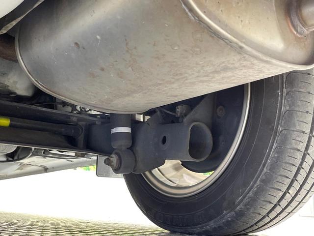 シエンタ ハイブリッドＧ　純正ナビ　両側電動スライドドア　衝突軽減装置　ＬＥＤヘッド　ＥＴＣ　Ｂｌｕｅｔｏｏｔｈ　バックカメラ　スマートキー　プッシュスタート　オートエアコン　電動格納ドアミラー　シートリフター（23枚目）