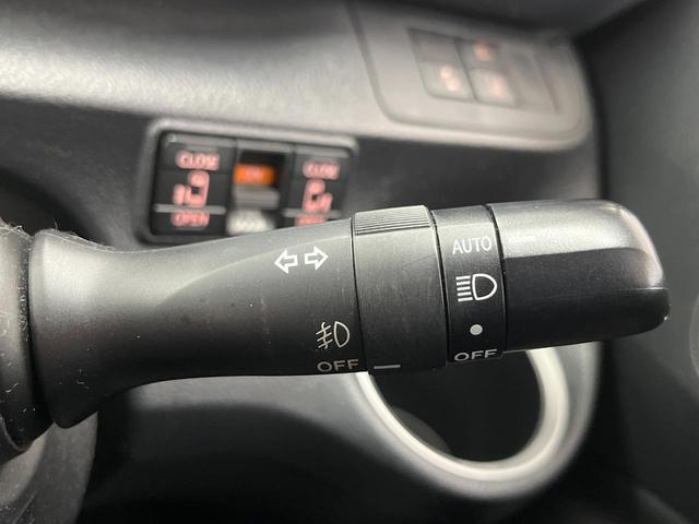 シエンタ ハイブリッドＧ　純正ナビ　両側電動スライドドア　衝突軽減装置　ＬＥＤヘッド　ＥＴＣ　Ｂｌｕｅｔｏｏｔｈ　バックカメラ　スマートキー　プッシュスタート　オートエアコン　電動格納ドアミラー　シートリフター（28枚目）