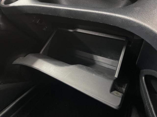 シエンタ ハイブリッドＧ　純正ナビ　両側電動スライドドア　衝突軽減装置　ＬＥＤヘッド　ＥＴＣ　Ｂｌｕｅｔｏｏｔｈ　バックカメラ　スマートキー　プッシュスタート　オートエアコン　電動格納ドアミラー　シートリフター（44枚目）